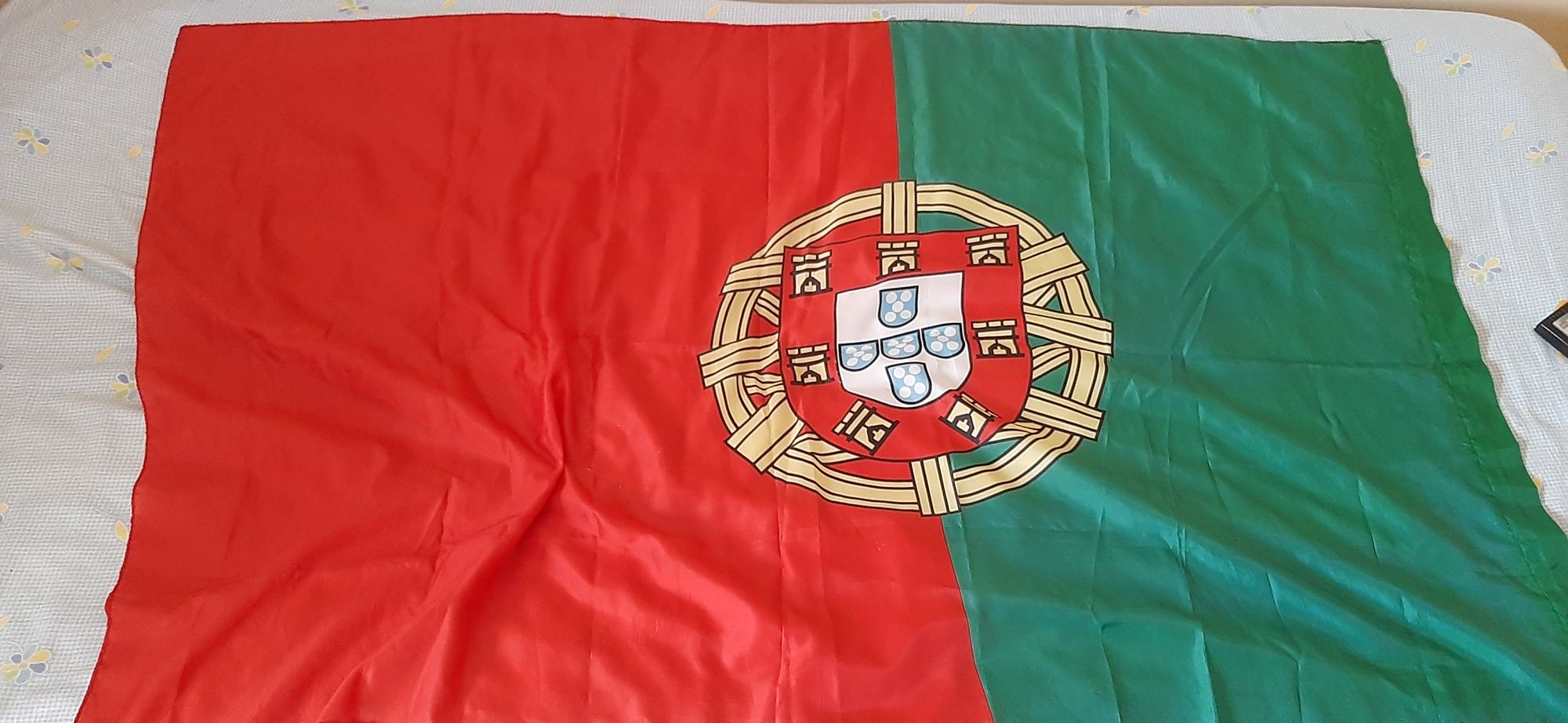 Bandeira Portugal nova 1,40cm×0,90cm(oferta de outra bandeira)