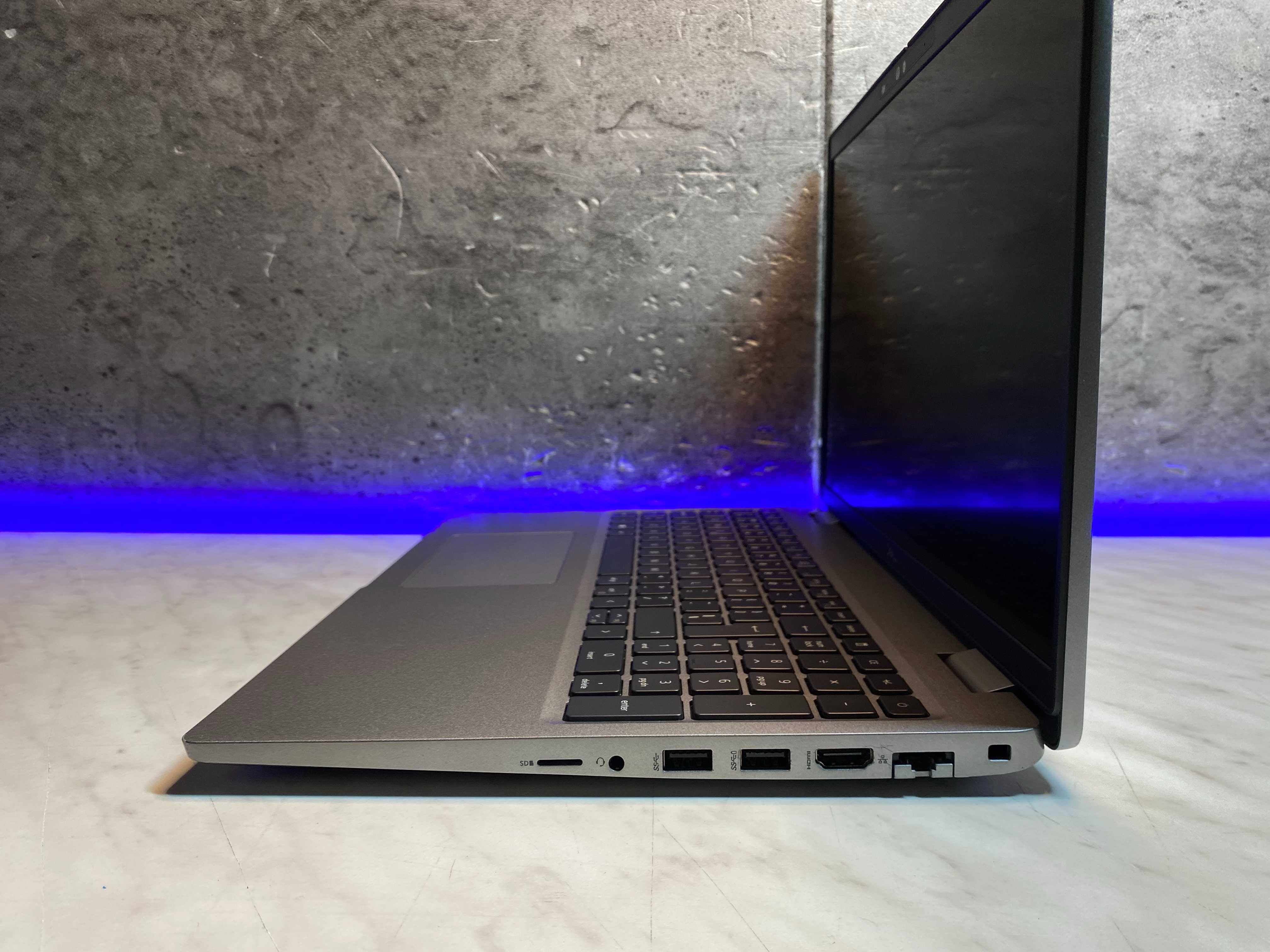 Dell Latitude 5520 | FHD | i7-1185G7 | 16GB DDR4 | 512GB SSD | W11 PRO