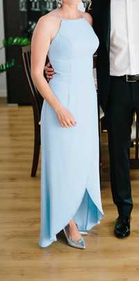 Błękitna elegancka sukienka
