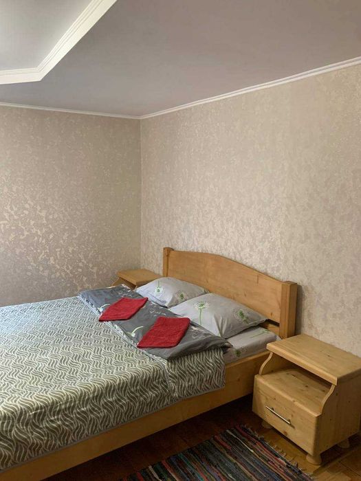 Двоповерховий будинок в Яремче 228 м²