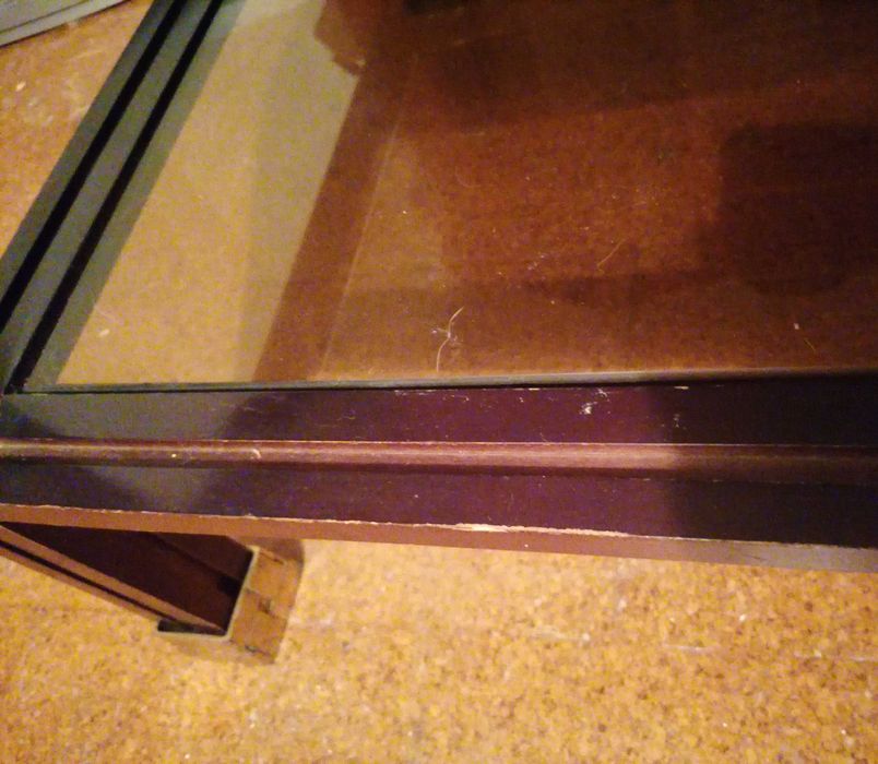 Coffee table / mesa de centro dos anos 70 - madeira de mogno e latão