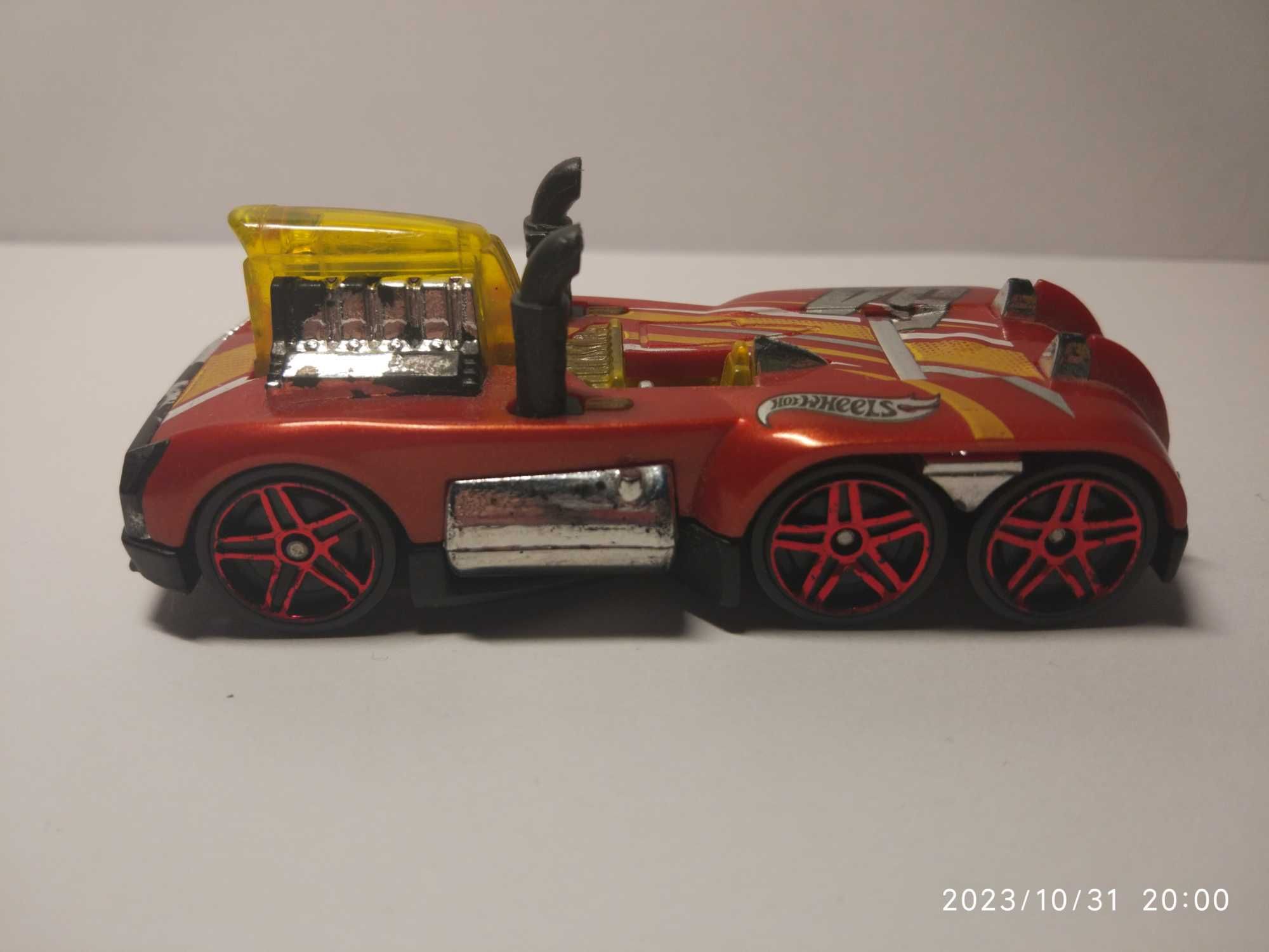 Samochodzik Hotwheels, Semi Psycho, Mattel, Malezja, używany