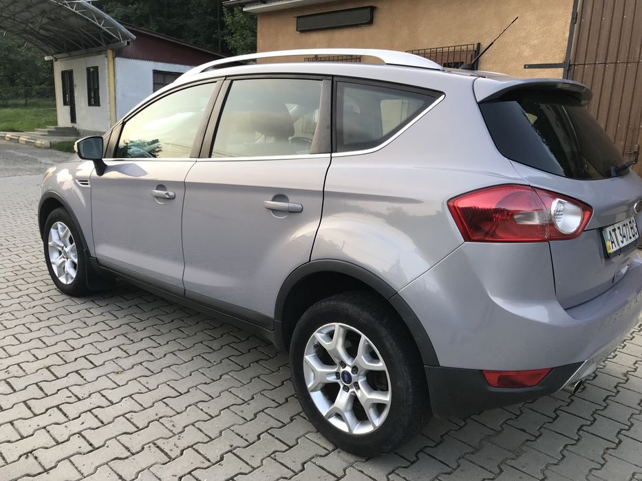 Ford Kuga 2011 р. 2.0 диз. Автомат