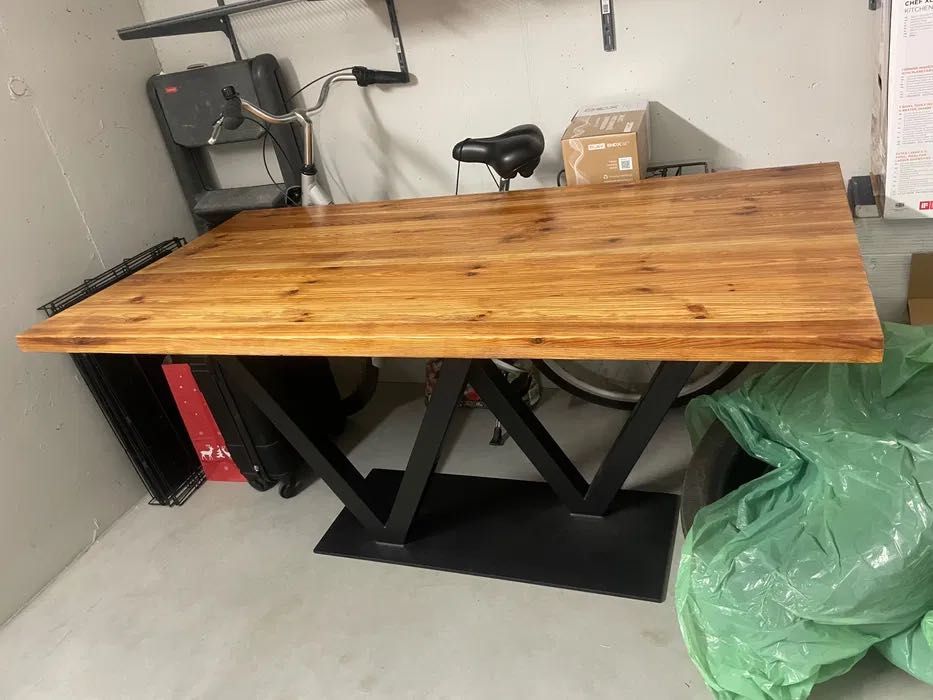 Stół drewniany 160cm z metalową nogą nowoczesny