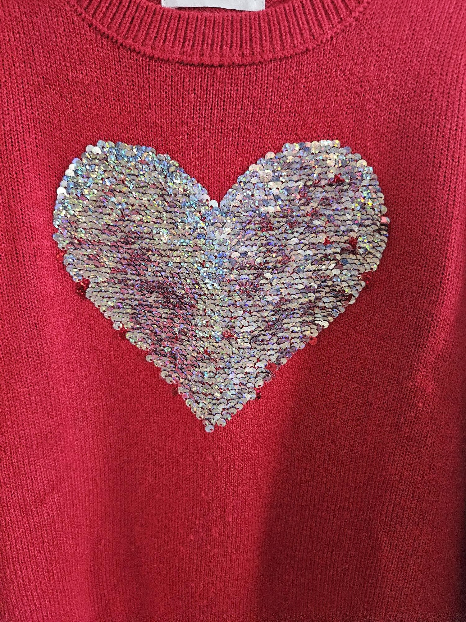 Sweter dziewczęcy dzianinowy z motywem serca - H&M r. 134/140