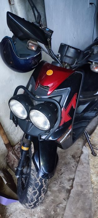 Скутер yiben motor