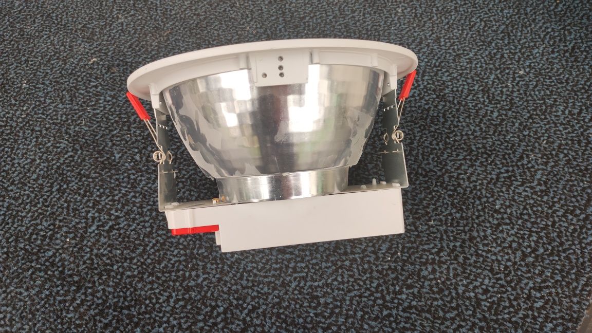 Oprawa LUGSTAR LB LED ED 2500lm