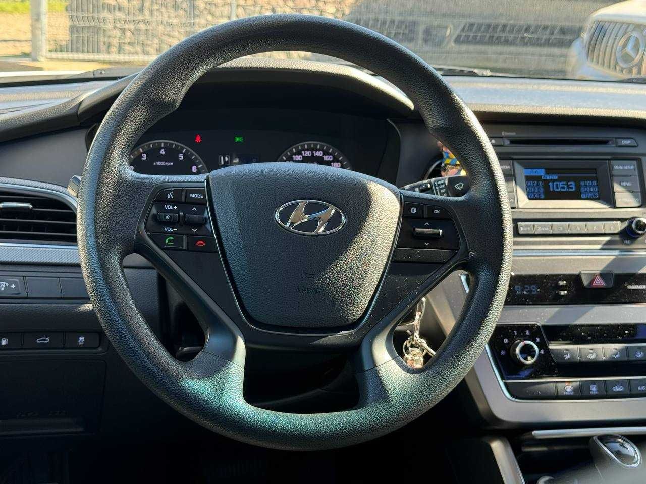 Авто Hyundai Sonata 2016