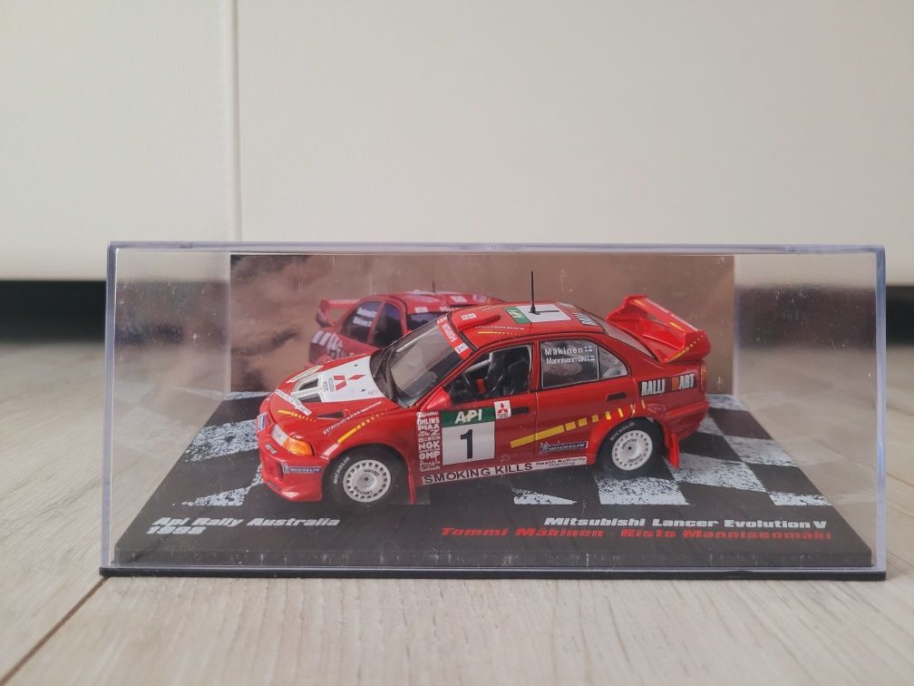 Mitsubishi Lancer Evo V model 1:43