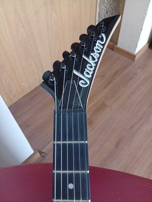 Guitarra jackson js 11 dinky AH black