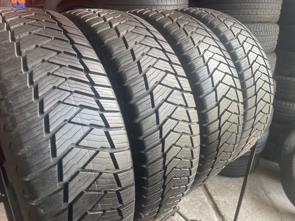 Bridgestone 215/70 R15 C jak nowe! 21 rok!