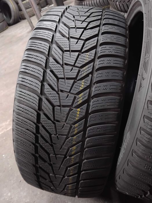 Шини бу 235/40 R18 Hankook Winter ICept Evo 3 Пара Зима