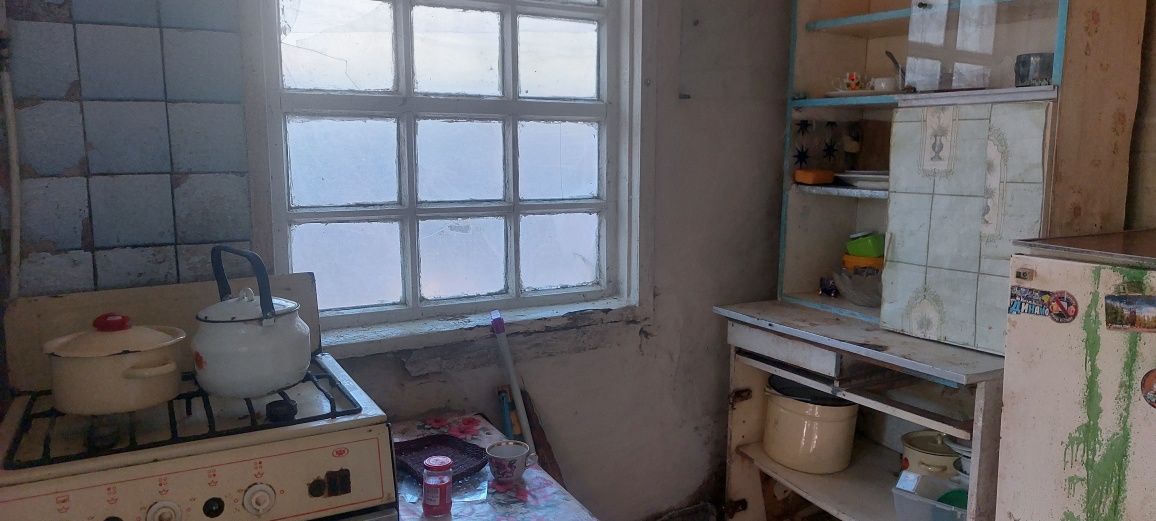 Оренда півбудинка з окремим входом.Недорого.