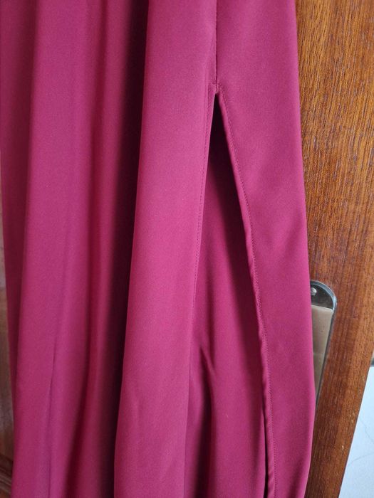 vestido de cerimónia Comprido Vermelho Bordô