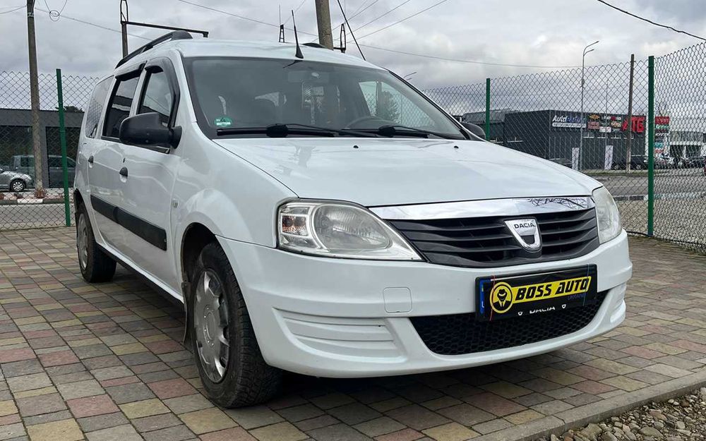 Dacia Logan 2012