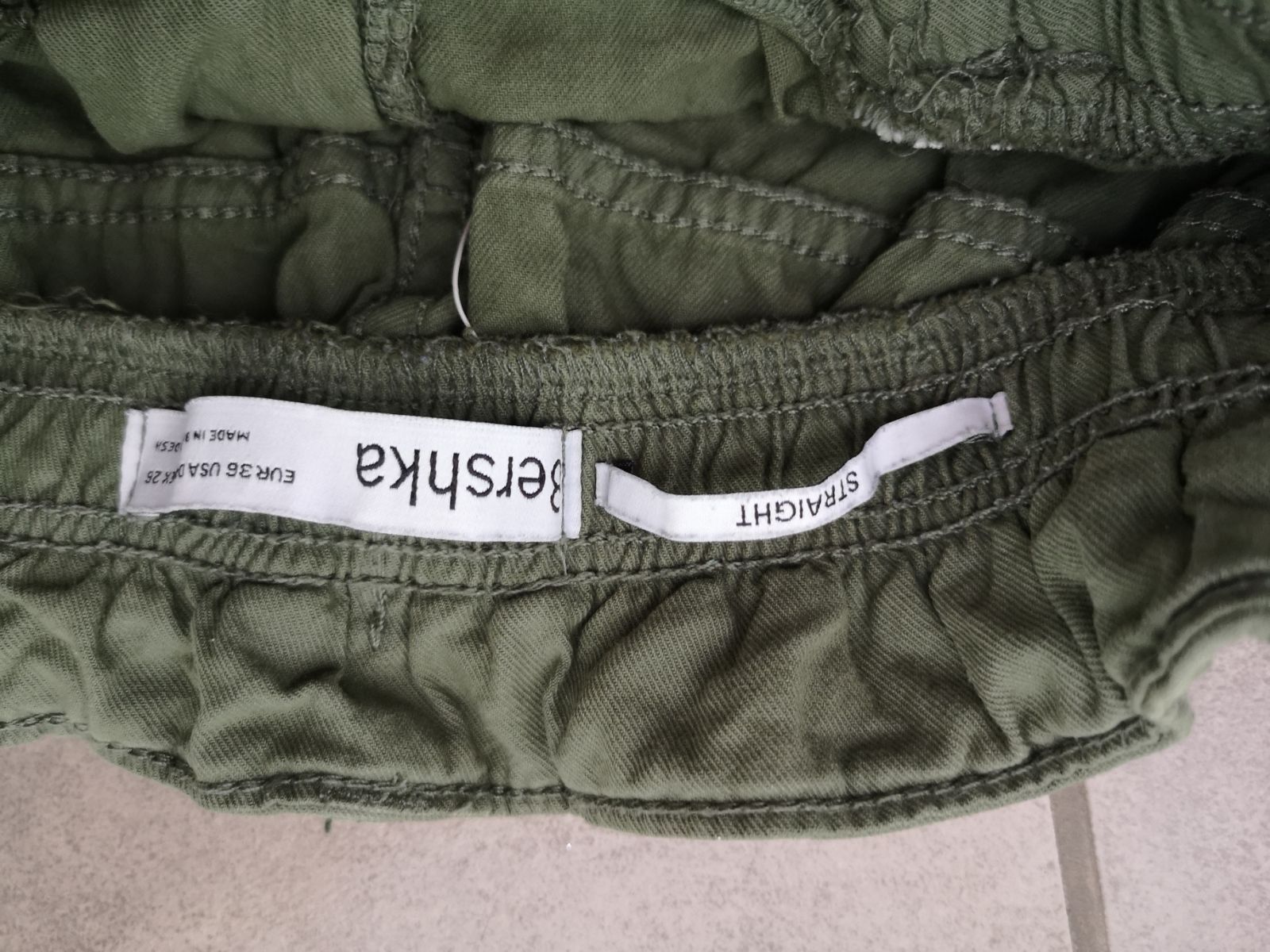 Cargo zielone spodnie