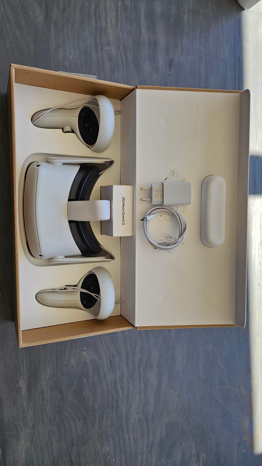 Meta Quest 2 128GB – stan bdb. VR gotowe do gry