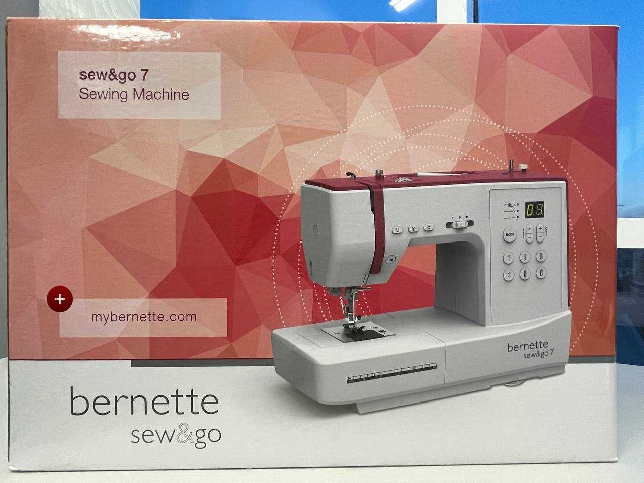 Комп'ютерна швейна машина Bernette Sew&Go 7