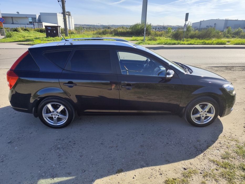 Czytaj OPIS. Salon Polska Kia Cee'd FL 1.6 126 koni  kombi - Polecam!!