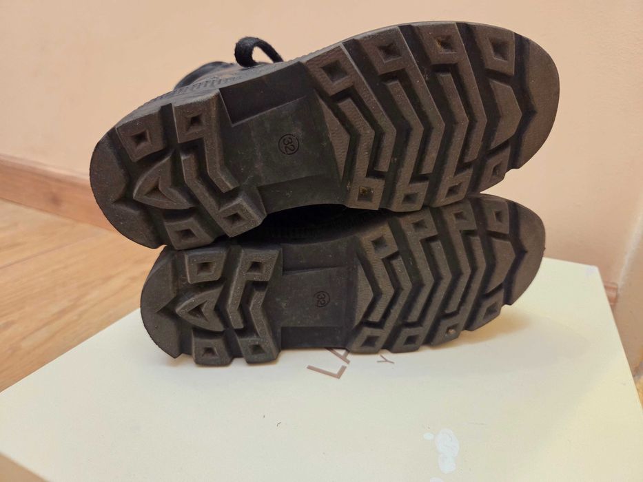 Dziewczęce skórzane buty zimowe, rozm. 32