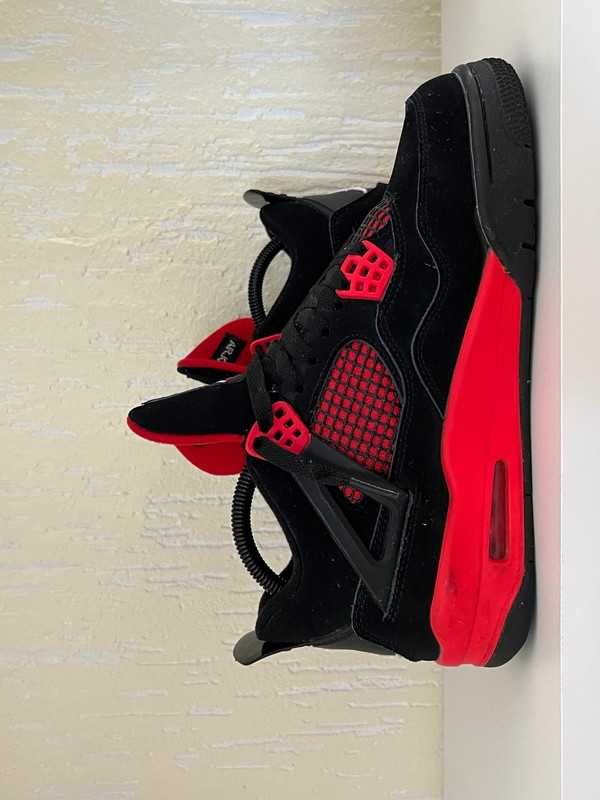 Jordan4RetroRedThunder r.43