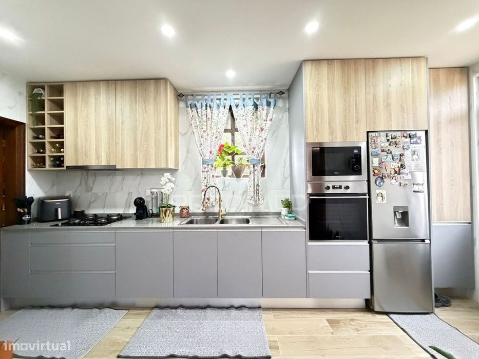 Moradia t3 térrea com área exterior e jardim