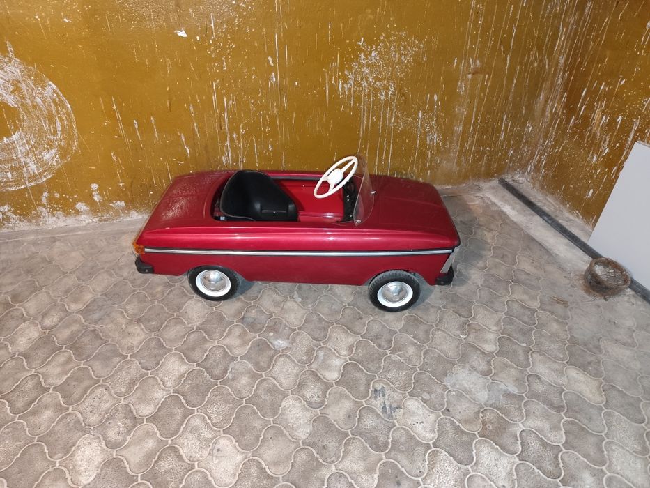 Azak Moskwicz Samochód na Pedały .Odnowiony