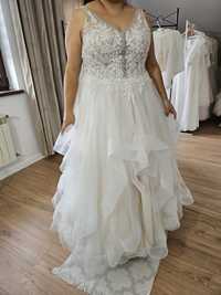 Suknia ślubna rozmiar  42-48 plus size