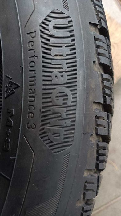2x 205/55R16 GOODYEAR ULTRAGRIP PERFORMANCE 3 bieżnik7,01 mm zima 2023