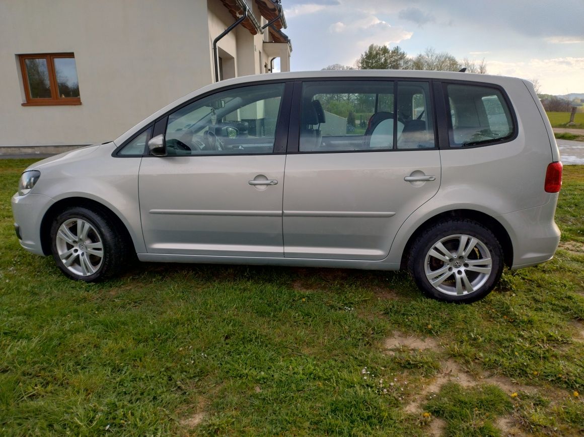 VW Touran 1,6 TDI 105 KM