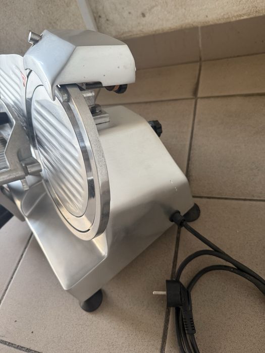 Слайсер Професійний Goodfood HBS-220