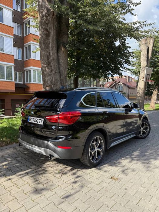 Продам автомобіль BMW x1 f48 2.8i xDrive