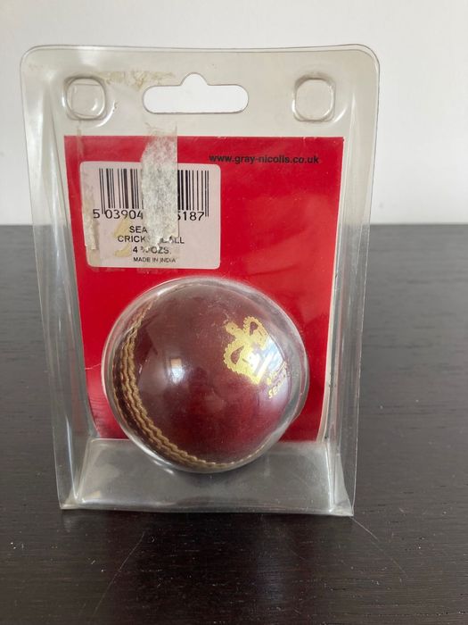 Skórzana piłka do krykieta Gray-Nicolls 4 ¾ Ozs (nowa)