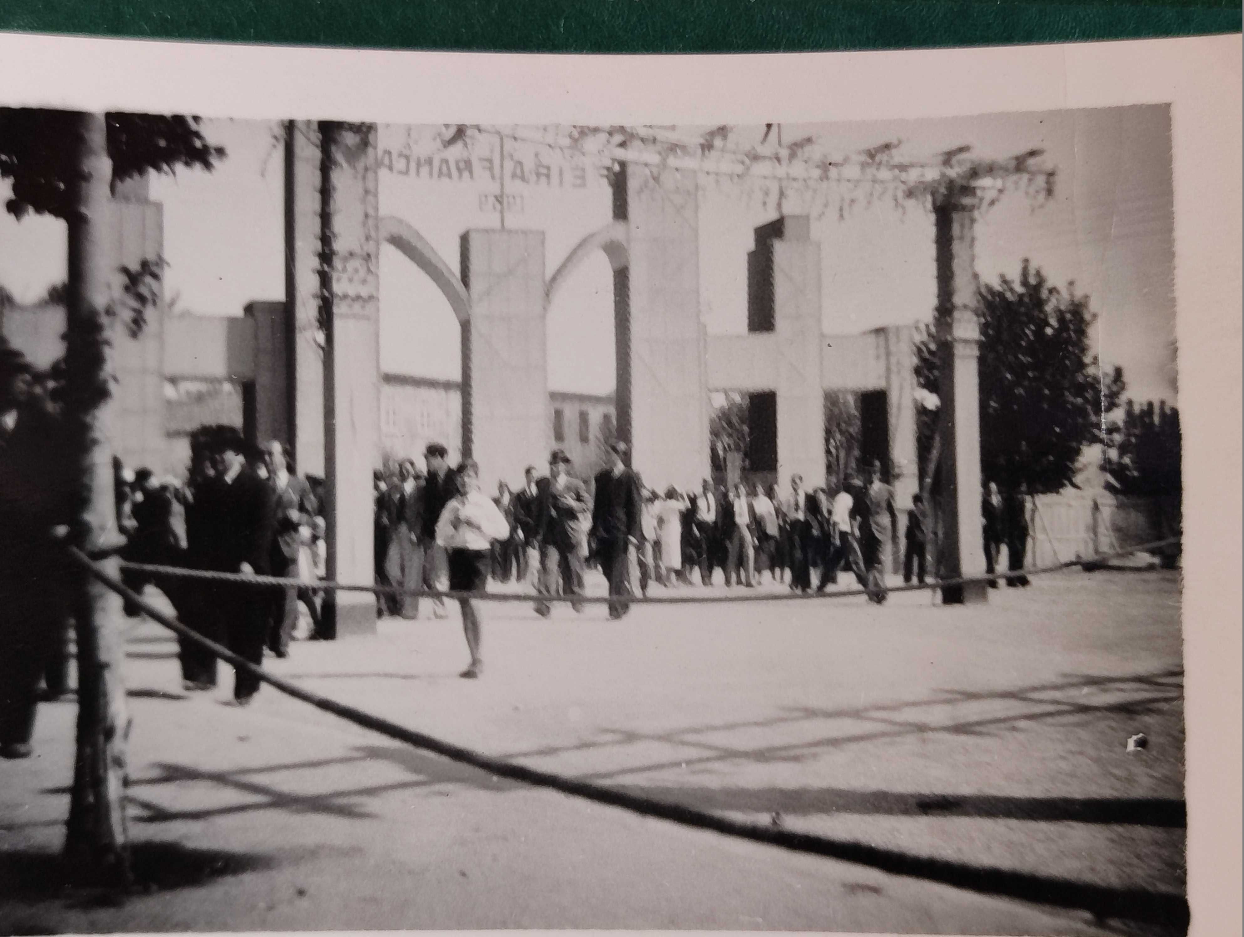 Duas fotos da Feira de S. Mateus 1952