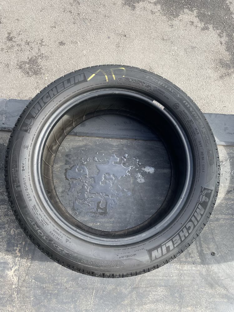 225/50/17 michelin mxm4 runflat