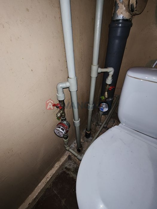 Продаж 1 к кв у Шевченківському рні. Вул.Виробнича,13А. Середн пов.