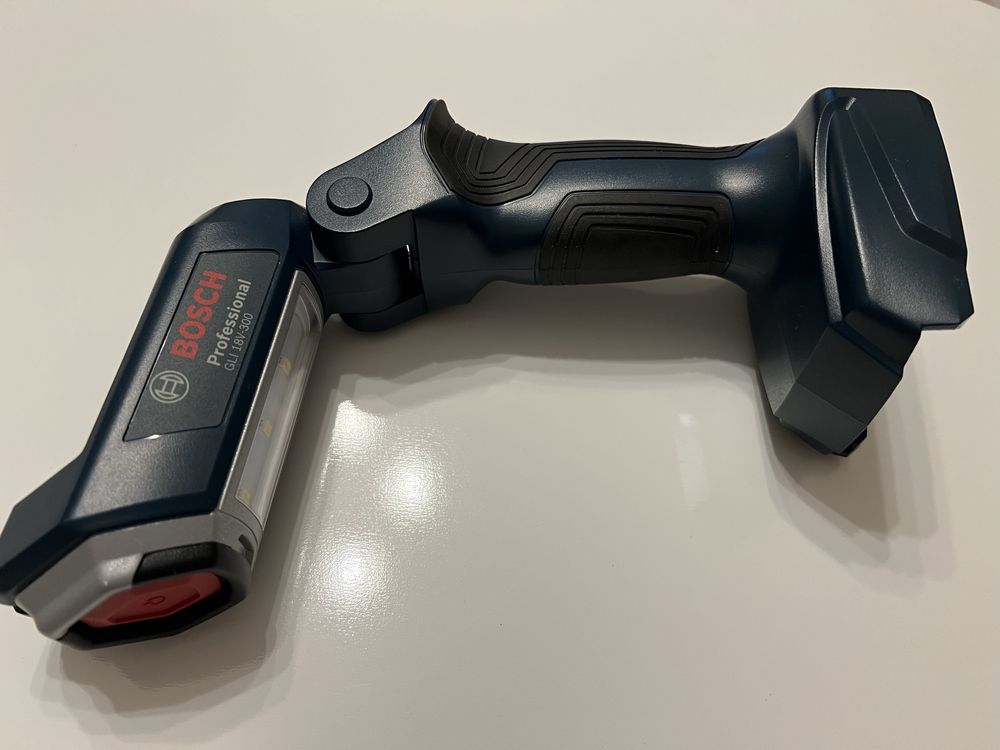 Bosch Lanterna GLI 18V-300 Professional