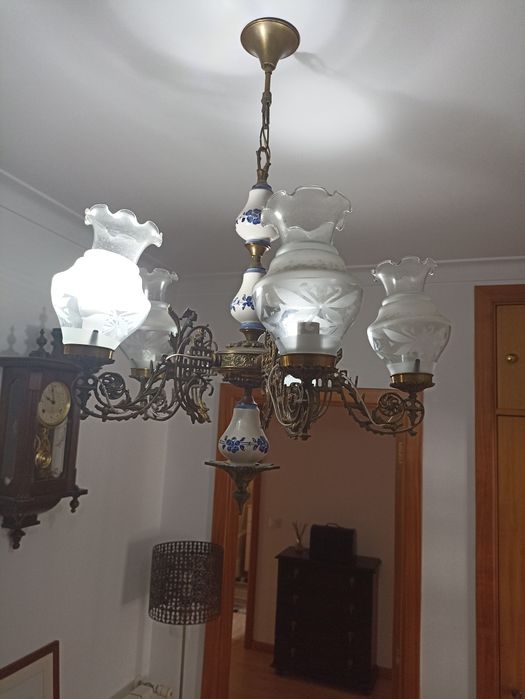 Candeeiro muito antigo