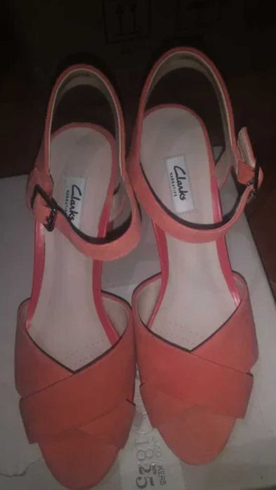 Clarks р.41 стельки-26,5см замшевые босоножки женские