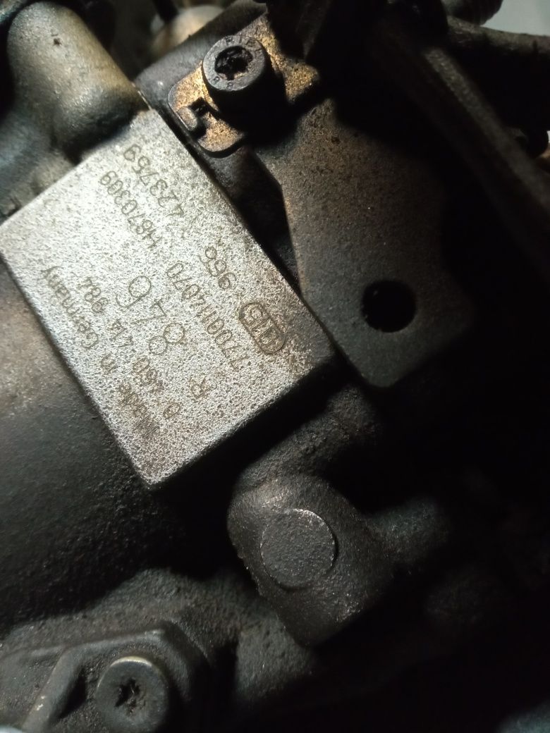 Volvo V40 S40 1.9 td alternator rozrusznik wtryskiwacze włącznik