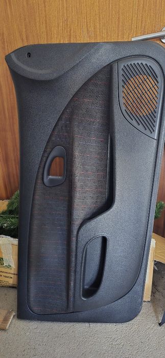 Quartelas Saxo 3 portas