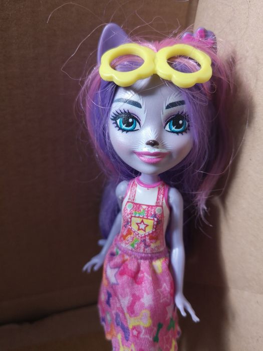 Lalki enchantimals owca pies husky miś