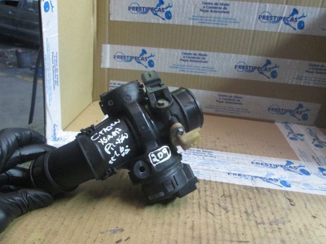 Corpo Borboleta 25365222 CITROEN BERLINGO 2012 1.6 HDI PEUGEOT  PARTNER 2 FASE 1 2010 1.6HDI 90CV 4P BRANCO CITROEN  XSARA PICASSO 2007 1.6HDI 90CV 5P BEGE CITROEN BERLINGO 1 FOURGON M59 FASE 2 2008 1.6HDI 75CV 3P BRANCO