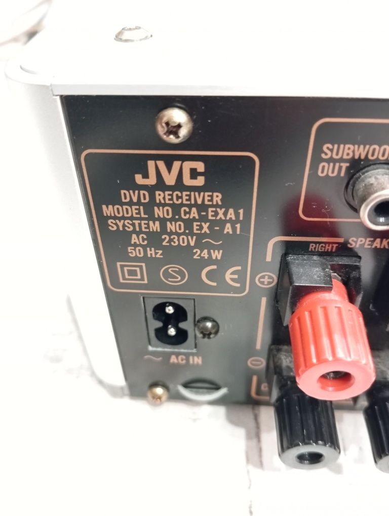 Odtwarzacz CD/DVD JVC CA-EXA1 + głośniki SP-EXA1 + pilot RM-SEEXA1R