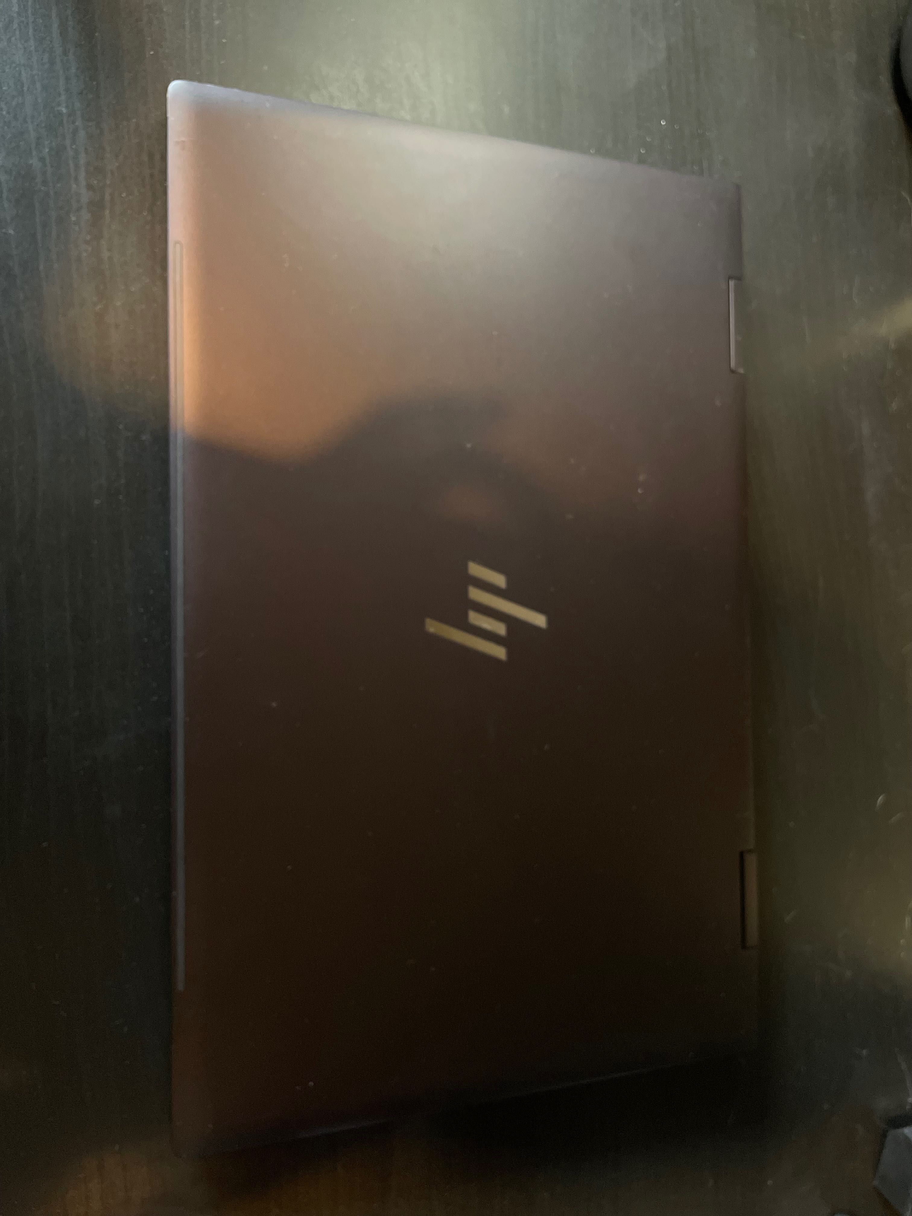 Laptop HP Envy X360 Convertible