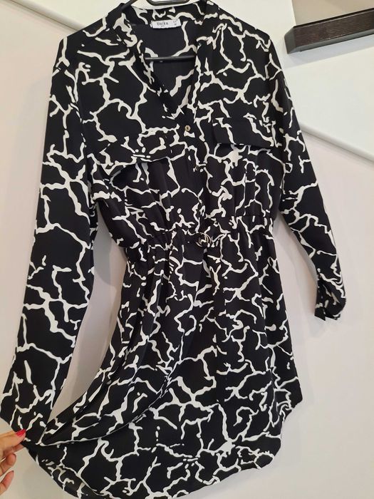 Wysokogatunkowa sukienka  szmizjerka Unika Paris butik CantyTM