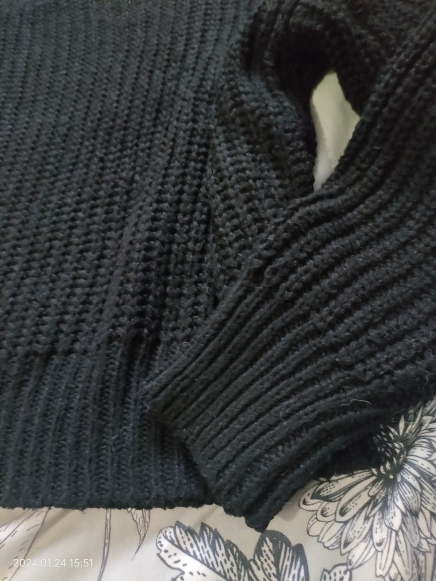 Gruby damski ciepły czarny sweter prettylittlething oversize