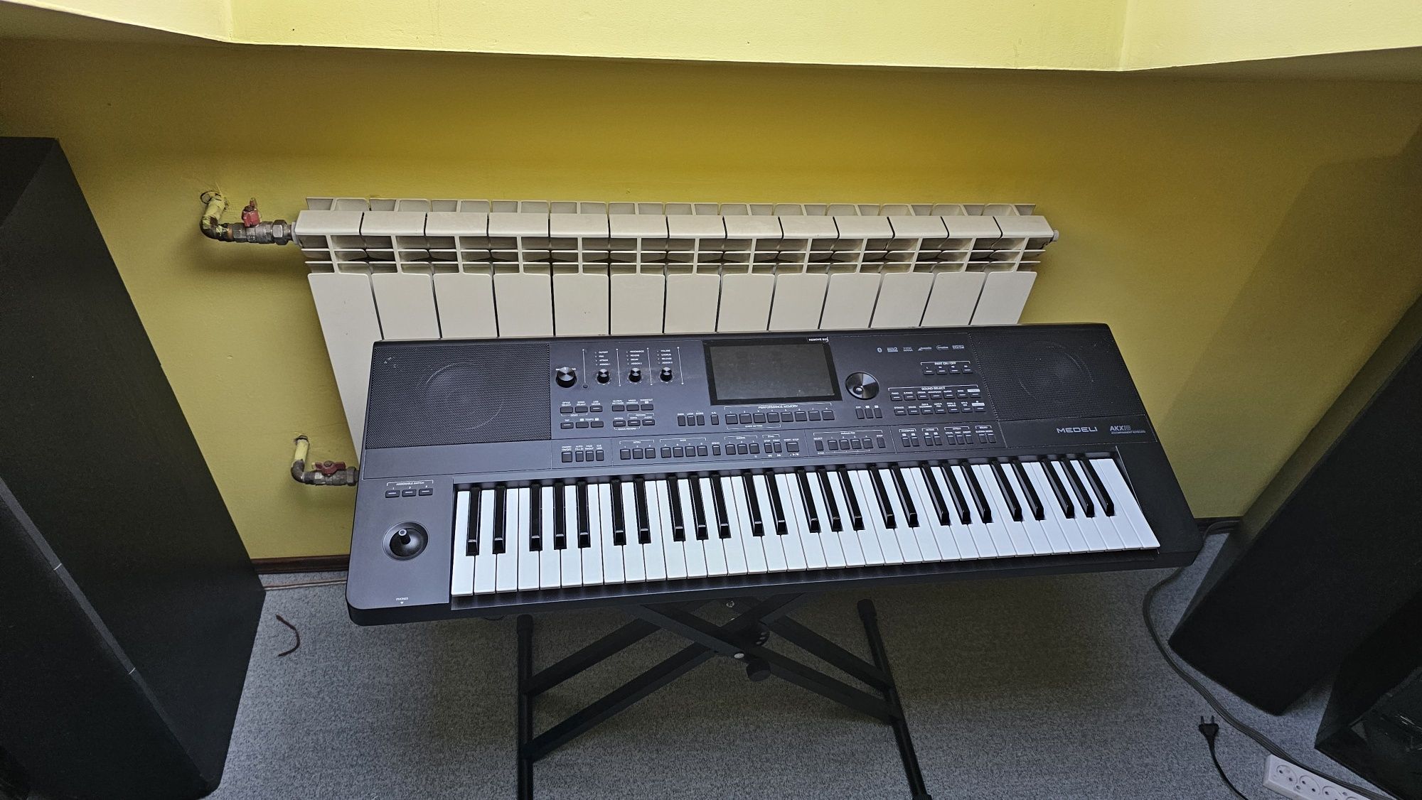 Medeli akx10 keyboard workstation