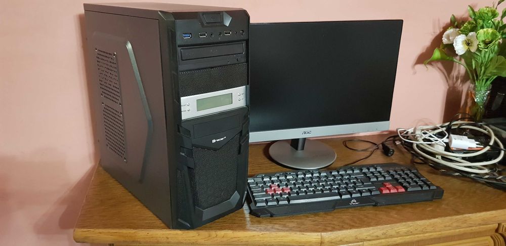 Zestaw Komputerowy w dobrym stanie;)