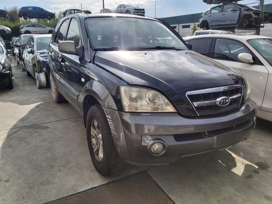 Kia Sorento 2.5 CRDI às peças